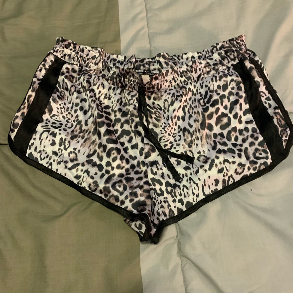 Silky bed shorts